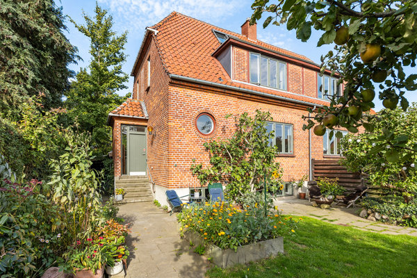 Ejendommen