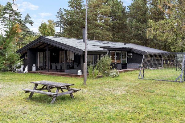 Ejendommen