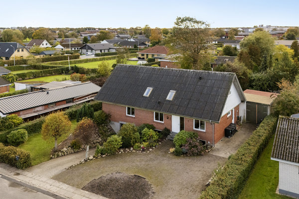 Ejendommen